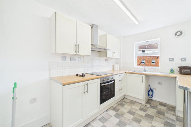6, Langton Way, Bristol photo 4
