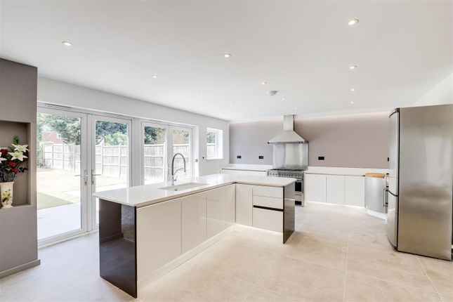 Kitchen.Jpg