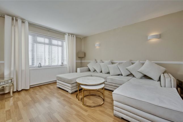 44, Bosman Drive, Surrey photo 3