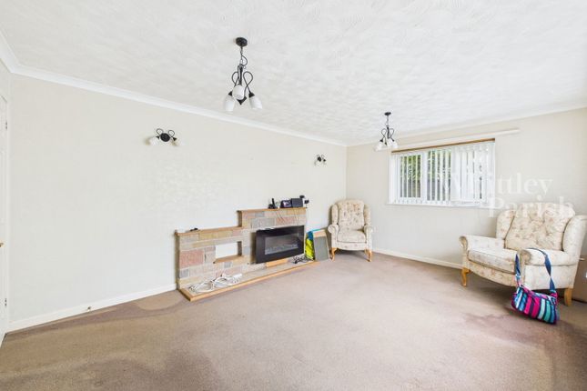 25, Orchard Grove, Diss photo 4