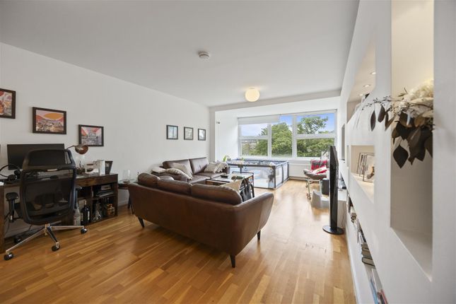 2-bed flat on 85, Darwin Court, Gloucester Avenue, London, £900,000