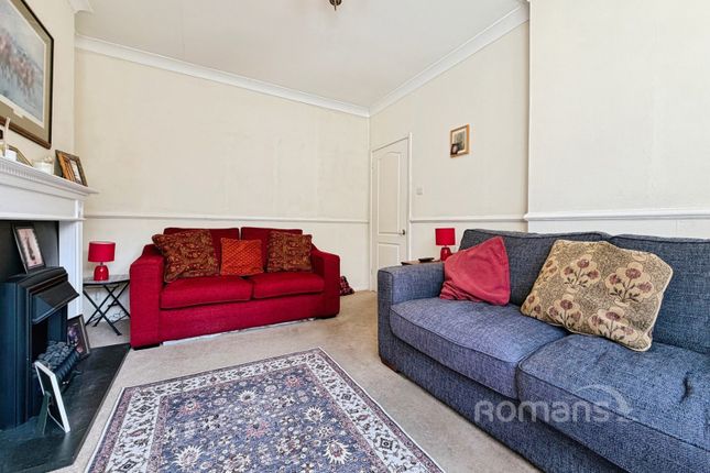 2, Coworth Close, Berkshire photo 3