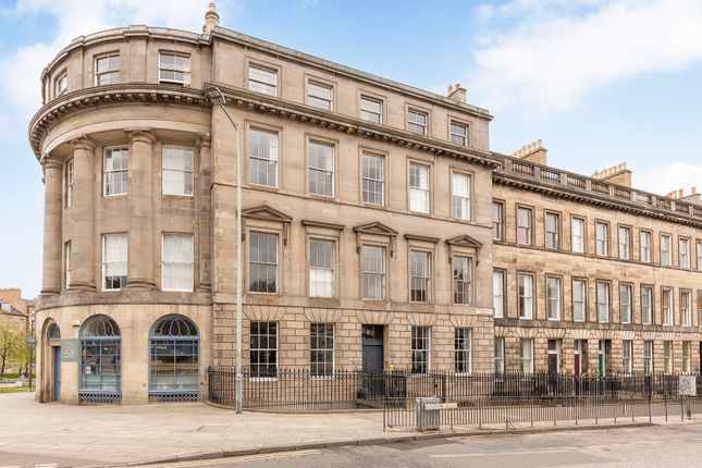 Thumbnail Flat for sale in Leopold Place, New Town, Edinburgh