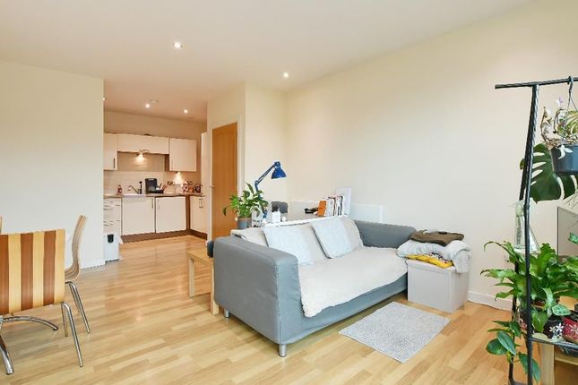 Apt 74 Brewery Wharf, Sheffield photo 4