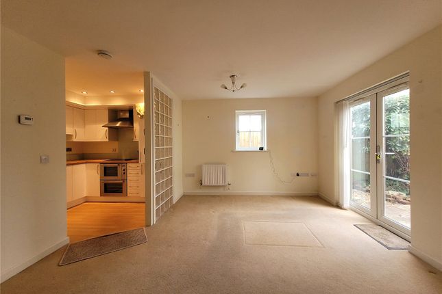 10 Heritage Court,, Silver Street, Devon photo 4