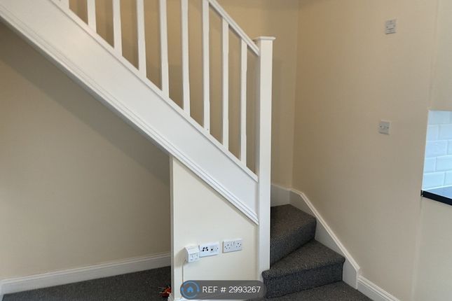 Flat, Acorn Lodge Lye Lane, St Albans photo 3