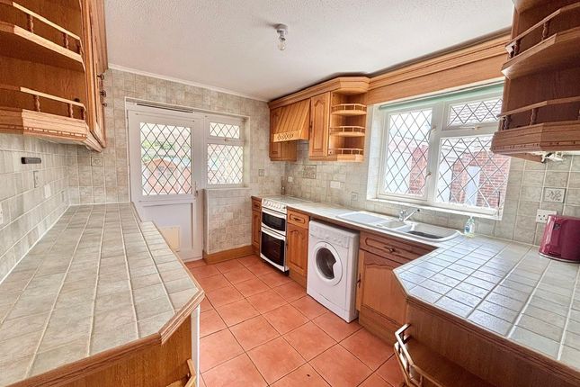 40 Marisfield Place, Selsey photo 4