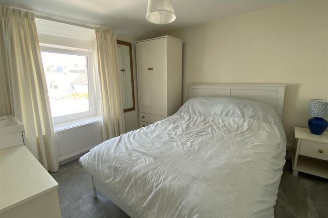 Town house to rent in West End, Beaumaris