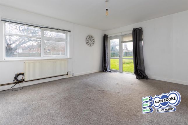 172, Queenshill Avenue, Leeds photo 2