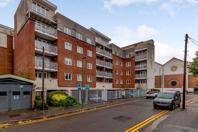 Flat for sale in West Street, Sutton