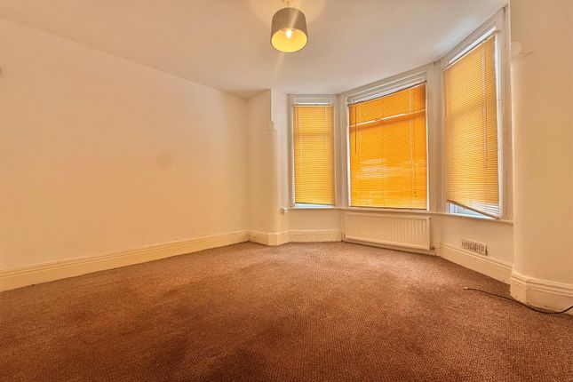 445, Flat 1, Barlow Moor Road, Manchester photo 3