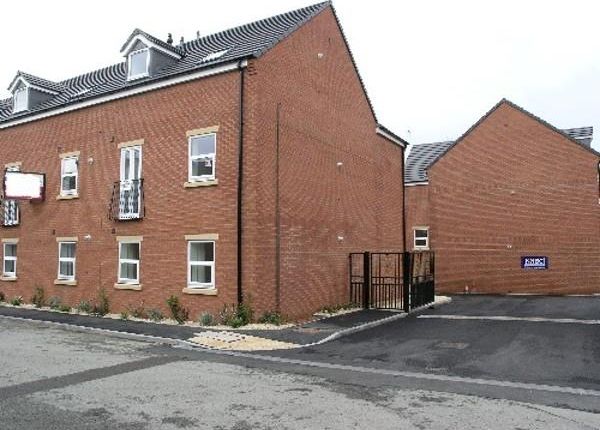 17, Faulds Court, Newcastle Under Lyme photo 2