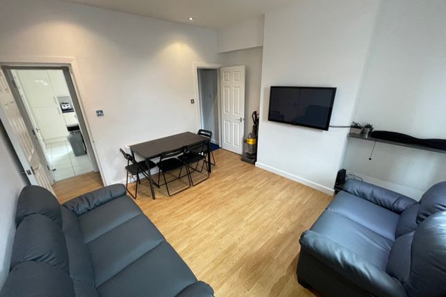 Beamsley Terrace, Leeds photo 2