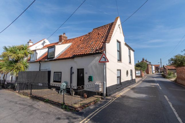Lovedays, Theatre Road, Wells-next-the-Sea photo 2