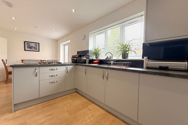 1 Llys Pen Bryn, Aberdare photo 5