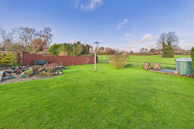 34 Hogg Lane, High Wycombe photo 2