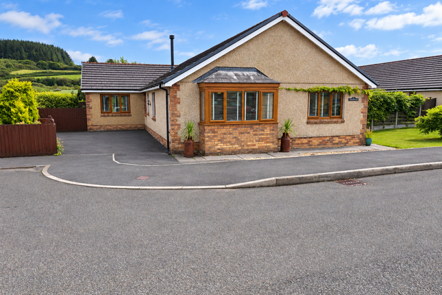 4-bed detached on 17, Waungoch, Llanelli, £395,000
