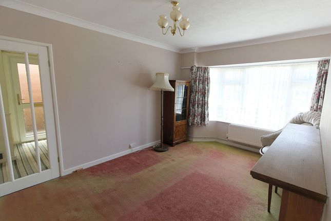 62 Foxhunter Drive, Leicester photo 4