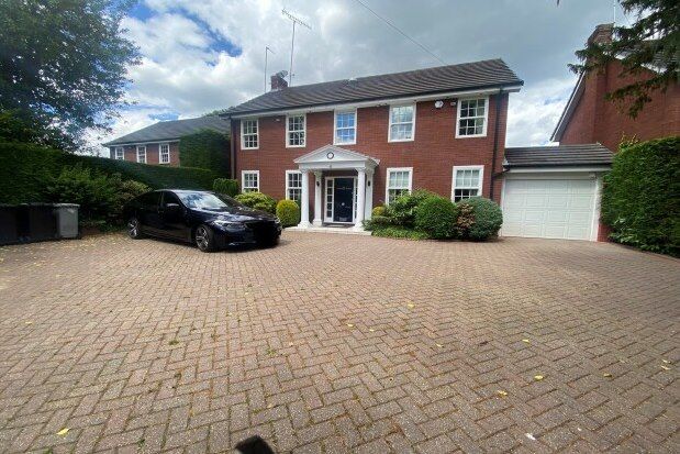 4 bed property to rent in Hawley Lane, Altrincham WA15