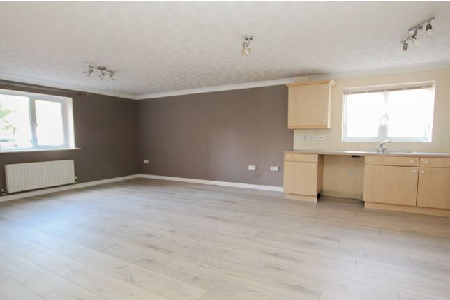 21, Griffen Road, Somerset photo 4