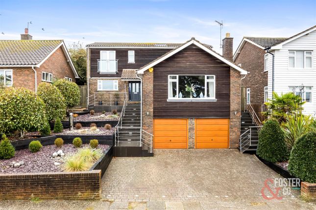 4 Bedroom House in BN3 6QJ