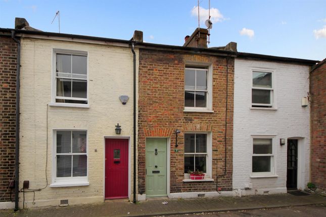 Thumbnail Cottage to rent in St. Helens Road, London