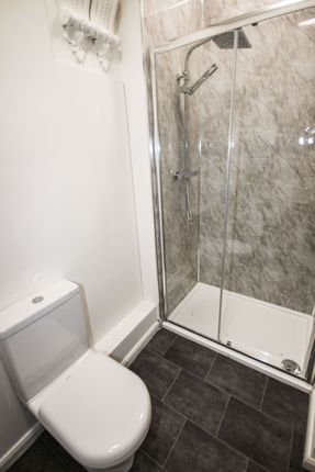 Flat 2, 219 Old Christchurch Road, Bournemouth photo 3