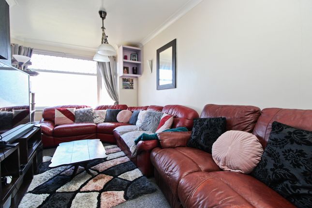 25 Oxenden Park Drive, Herne Bay photo 2