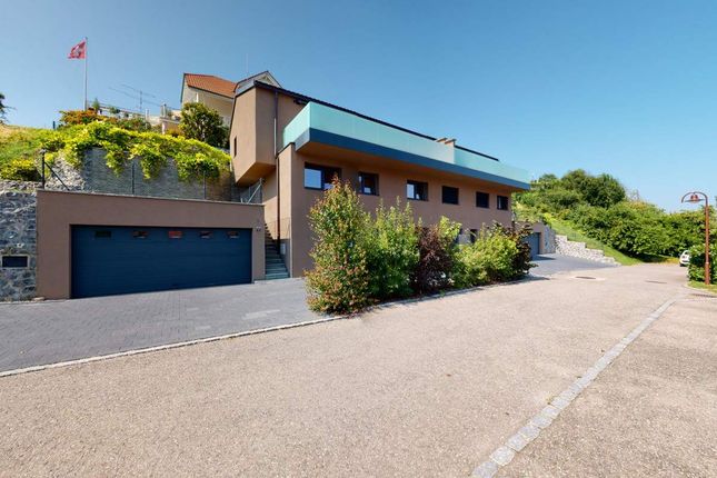 Thumbnail Villa for sale in Vallamand, Canton De Vaud, Switzerland