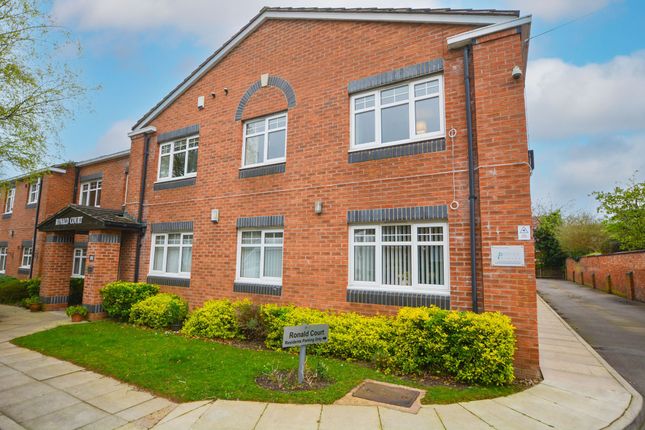 Flat for sale in Avenue Road, Leicester