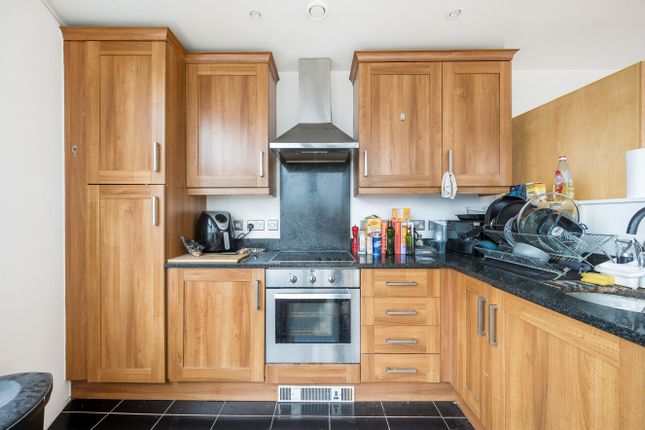 Flat 59, 1, Angel Lane, London photo 2