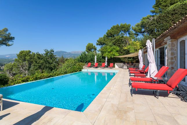 Villa for sale in St Paul, Vence, St. Paul Area, French Riviera