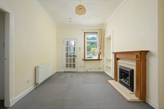 103, Main Street, Townhill photo 4