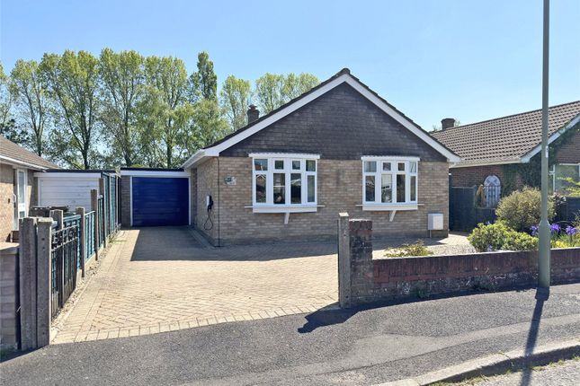 2-bed house on 17, Cruse Close, Lymington, £535,000