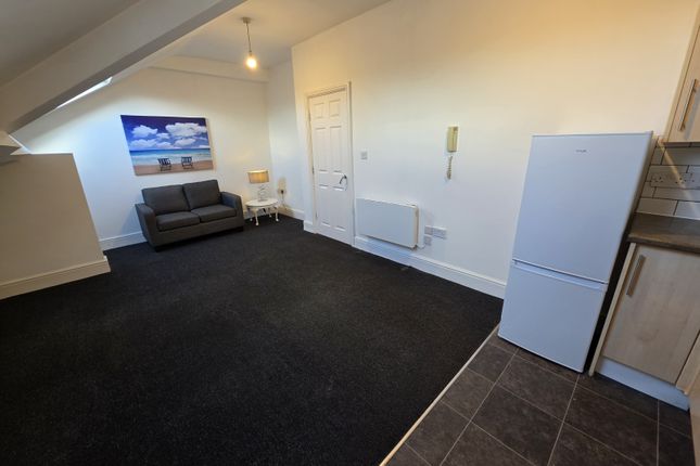 62 Lloyd Street South, Manchester photo 4