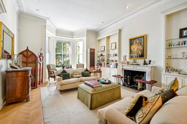 Flat for sale in Onslow Gardens, South Kensington