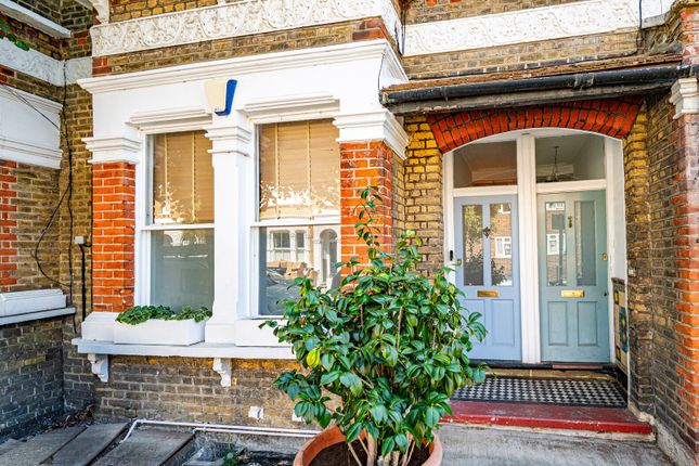 Princess May Road, Stoke Newington photo 3