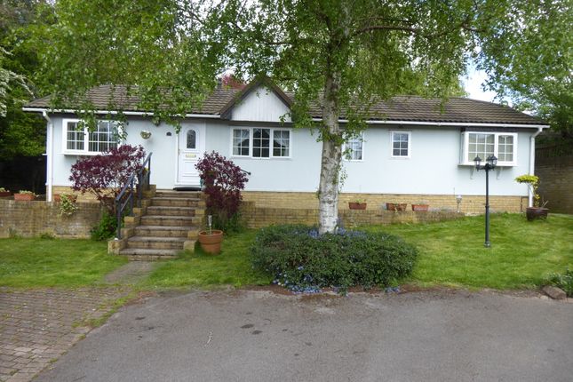 Mobile/park home for sale in Warfield Park, Bracknell