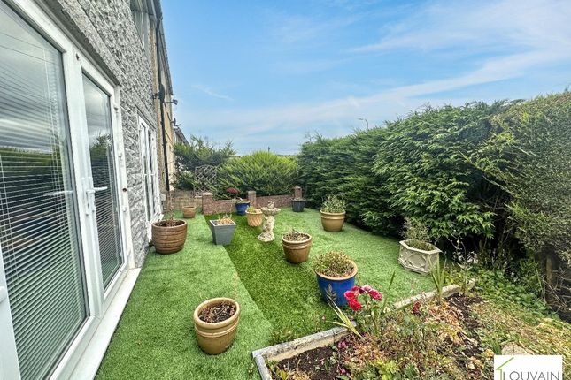 13 Clydach Avenue, Ebbw Vale photo 4