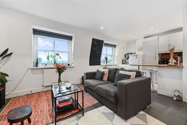 Flat 24 Horley Court, 46, Inverness Terrace, London photo 4