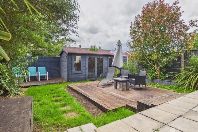 41, Whomerley Road, Stevenage photo 3