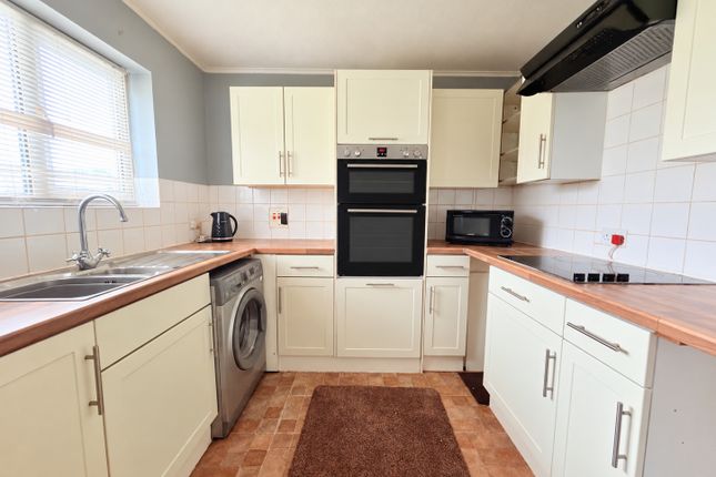 25, Beecholme Drive, Ashford photo 2