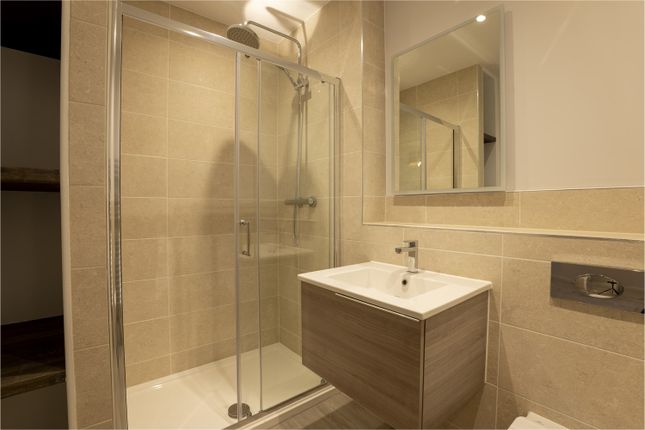 Second Bedroom En-Suite