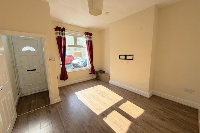 27, Eton Street, Hartlepool photo 2