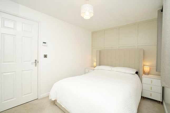 27, Swan Lane, Newark photo 4