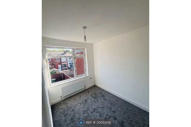 Grosvenor St, Denton, Manchester photo 5