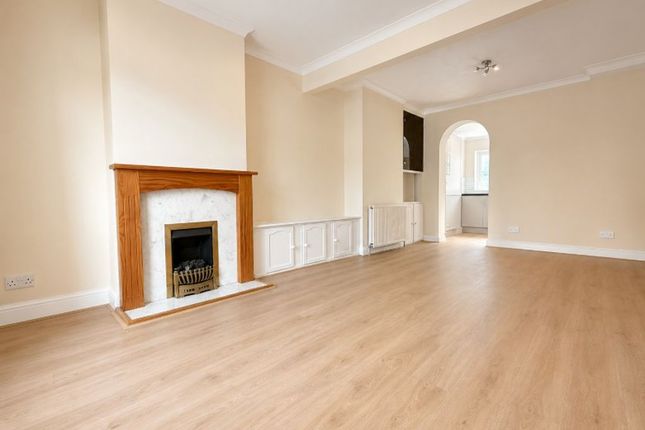 Room 3, 8, Leonard Road, Gosport photo 3