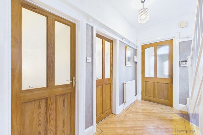 8, Queens Drive, Fulwood photo 4