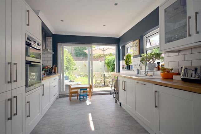 9, Greenfield Road, Eastbourne photo 4