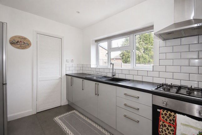 72, Queensway, Leamington Spa photo 4
